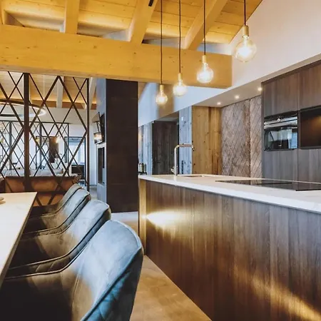 Apartment 4br Penthouse In Glemm - Pool&spa
